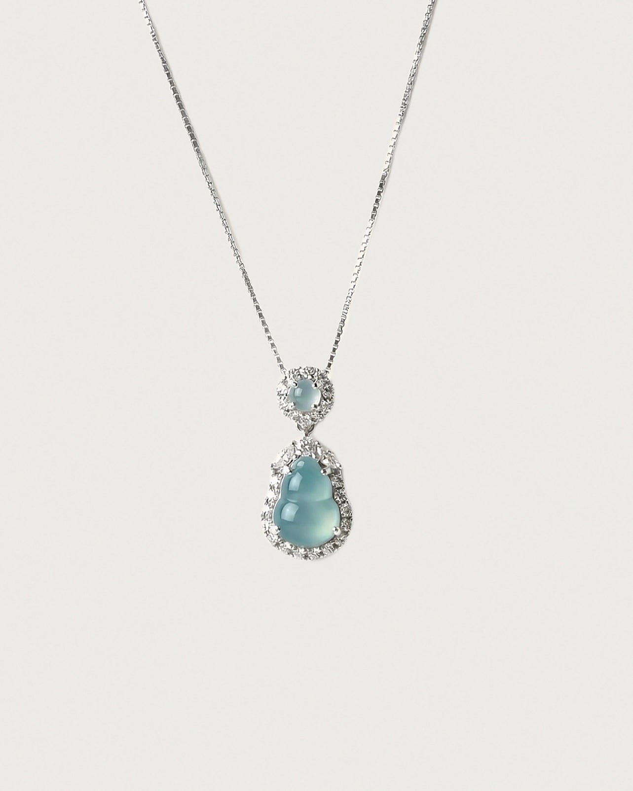 冰蓝透葫芦翡翠 | Icy Blue Clarity Jade Gourd Necklace