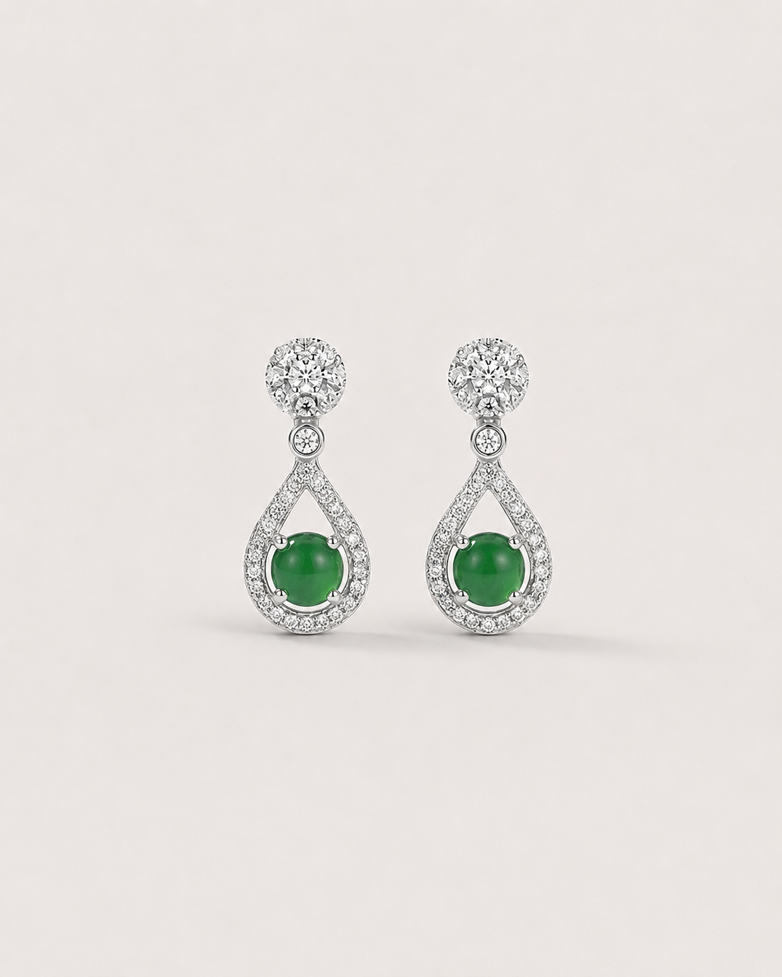 冰绿水滴翡翠耳钉 | Vivid Green Jade Teardrop Earring