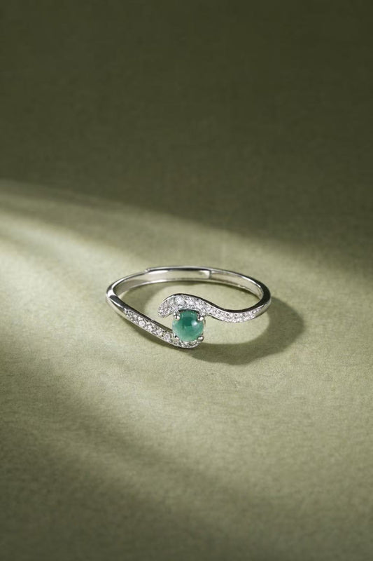 冰翠流线戒指|Vivid Emerald Wave Ring